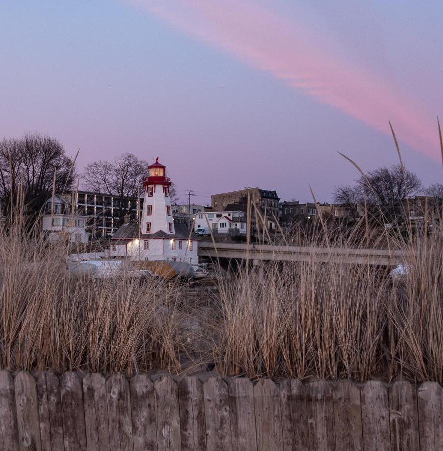Inn At The Harbour Kincardine Buitenkant foto
