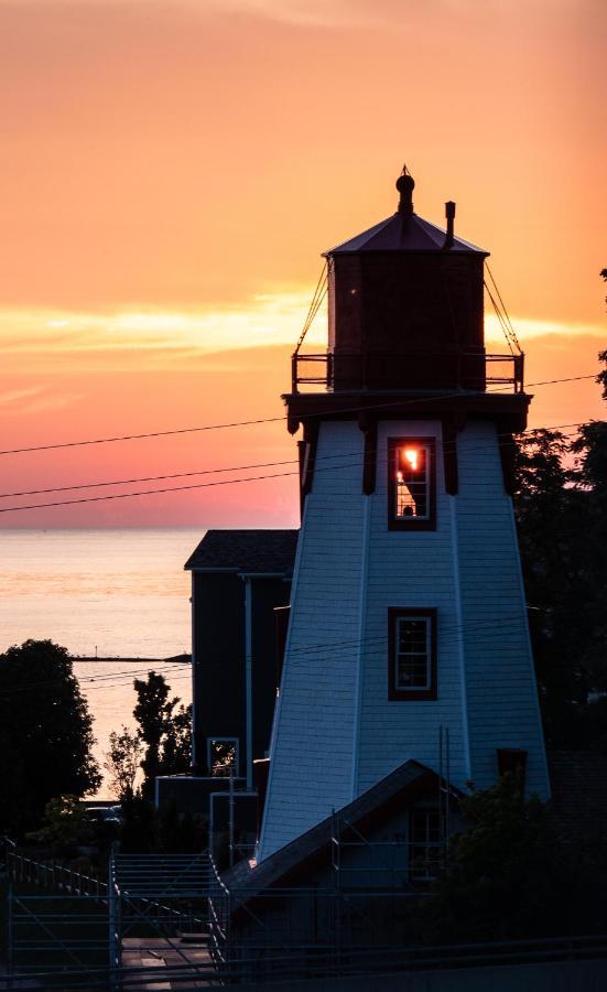 Inn At The Harbour Kincardine Buitenkant foto