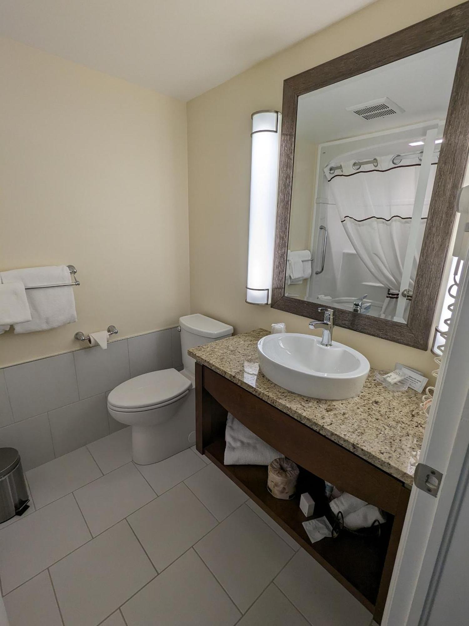 Inn At The Harbour Kincardine Kamer foto