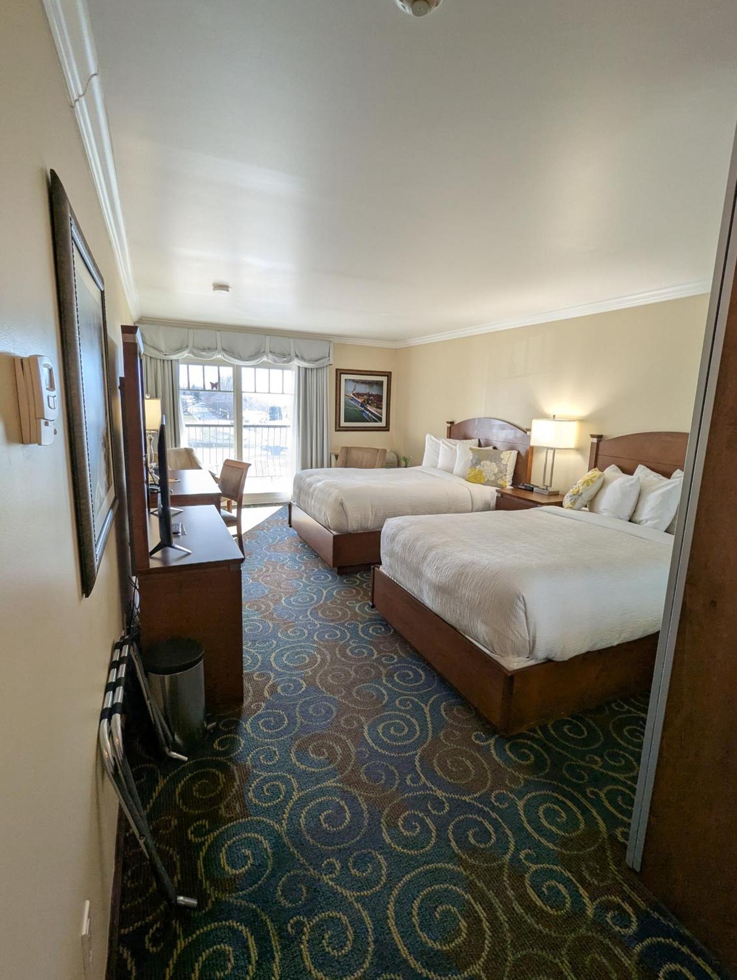 Inn At The Harbour Kincardine Buitenkant foto